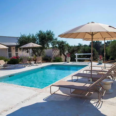 Biancolivo Bed & Breakfast 3*