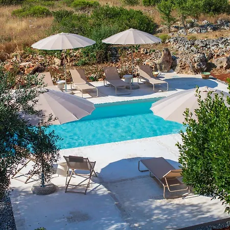 Biancolivo Bed & Breakfast 3*